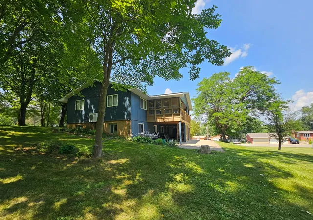 2nd image of 23221 Green Acres Dr, Richmond, MN 56368 | MLS# 7111910