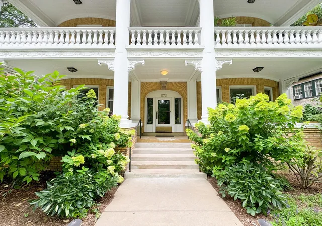 Photo 2 of Sale Pending at 579 Summit Ave #102, Saint Paul, MN 55102 | MLS# 7111911 | Listing updated on 2026-09-16