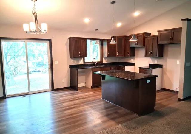 5th image of 1930 Prospect Dr Ne, Saint Cloud, MN 56304 | MLS# 7111912