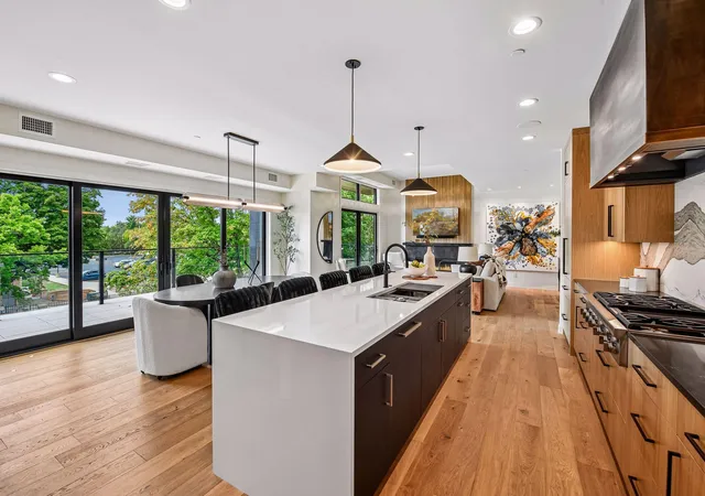 Photo 3 of Condo for sale at 150 Broadway Ave S #3C, Wayzata, MN 55391 | MLS# 7111917 | Listing updated on 2026-10-07