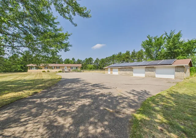 Photo 3 of Sale Pending at 15418 Nature Rd, Royalton, MN 56373 | MLS# 7111933 | Listing updated on 2026-09-02
