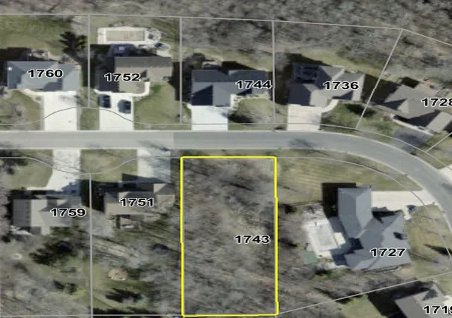 Photo 1 of Land for sale at 1743 Oakpointe Dr, Waconia, MN 55387 | MLS# 7111934 | Listing updated on 2026-08-10