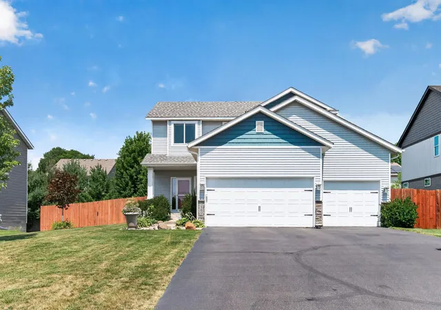 Photo 1 of Single family home for sale at 2299 Gall Ave, Saint Paul, MN 55109 | MLS# 7111937 | Listing updated on 2026-09-03
