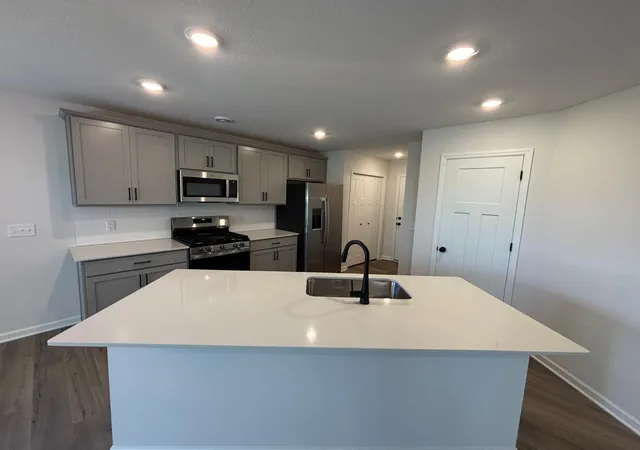 2nd image of 6150 157th St N, Hugo, MN 55038 | MLS# 7111974