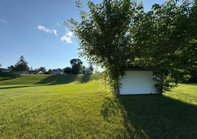 Photo 4 of Single family home for sale at 502 1st Avenue SE, Baudette, MN 56623 | MLS# 7112003 | Listing updated on 2026-09-05