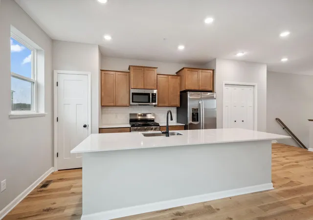 5th image of 10366 Birchwood Cir, Chaska, MN 55318 | MLS# 7112022