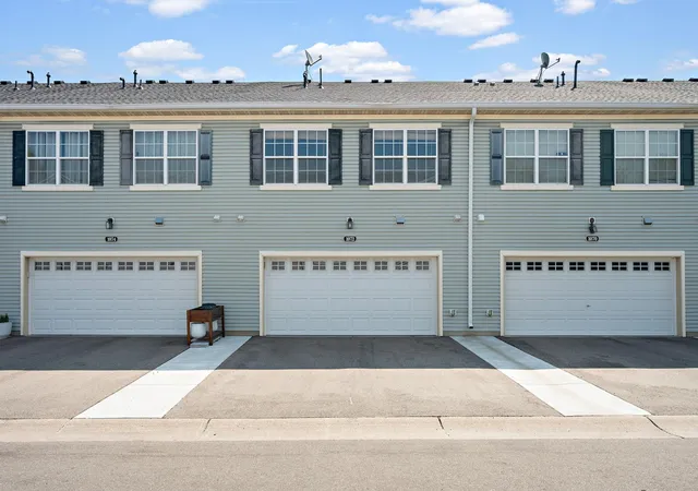 21st image of 1072 Henslow Ave N, Saint Paul, MN 55128 | MLS# 7112036