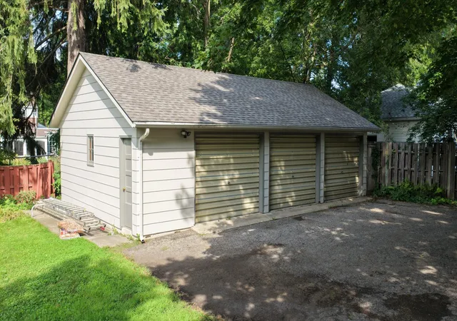 Photo 3 of Sale Pending at 420 9th St Sw, Willmar, MN 56201 | MLS# 7112046 | Listing updated on 2026-09-14