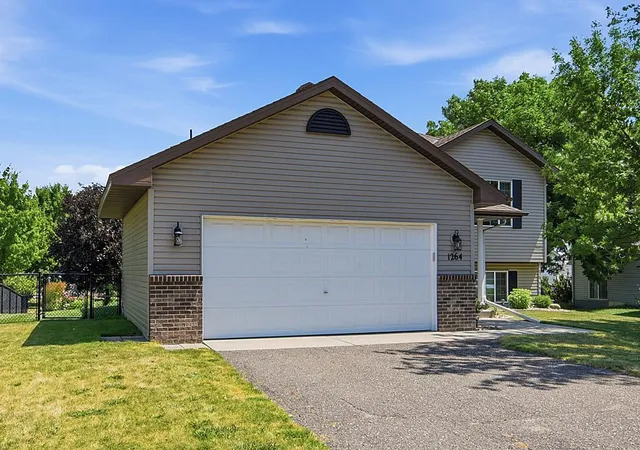 2nd image of 1264 Stone Ridge Rd, Sauk Rapids, MN 56379 | MLS# 7112065