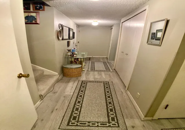 Listing Photo 5 - Condo for sale in building located at 14314 Fairway Dr, Eden Prairie, MN 55344