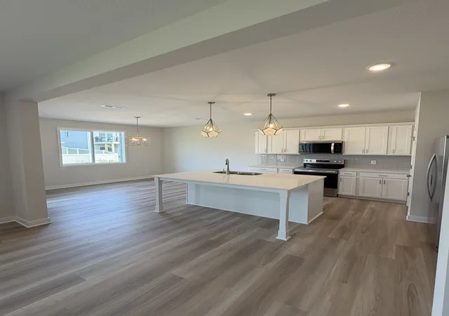 4th image of 1217 Marlene Ave, River Falls, WI 54022 | MLS# 7112119