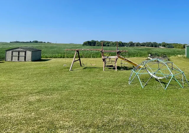 4th image of 1050 Forest City Blvd Nw, Maple Lake, MN 55358 | MLS# 7112177