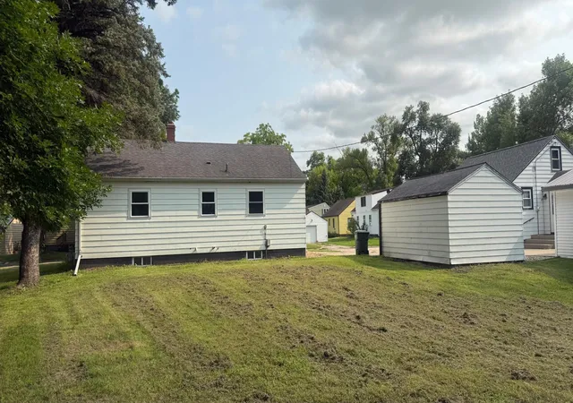 Photo 3 of Single family home for sale at 318 5th Avenue NE, Clara City, MN 56222 | MLS# 7112211 | Listing updated on 2026-08-21