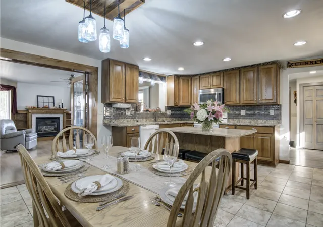 Photo 3 of Single family home for sale at 724 Washington Ave, Wabasha, MN 55981 | MLS# 7112260 | Listing updated on 2026-08-11
