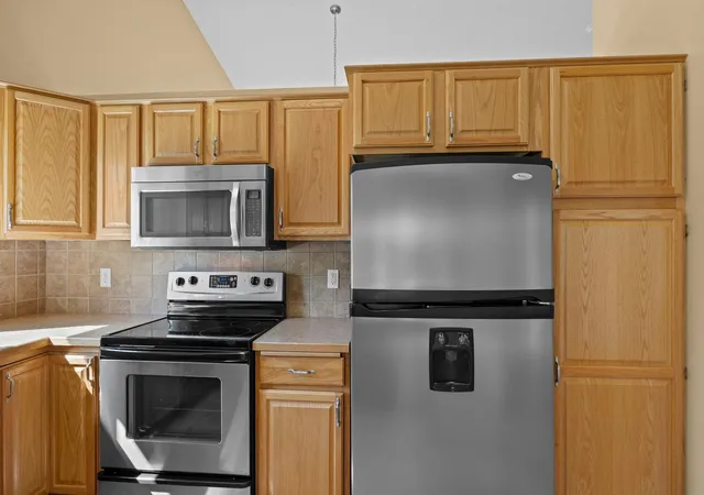 Photo 4 of Sale Pending at 3000 127th Lane NW, Minneapolis, MN 55448 | MLS# 7112267 | Listing updated on 2026-08-06