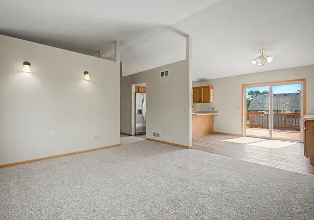 Photo 4 of Single family home for sale at 2215 Hulett Ave, Faribault, MN 55021 | MLS# 7112268 | Listing updated on 2026-10-04
