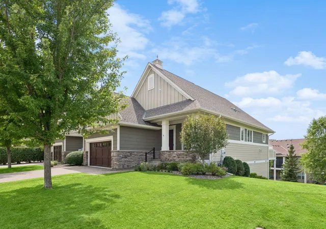 2nd image of 8728 Lake Riley Dr, Chanhassen, MN 55317 | MLS# 7112284