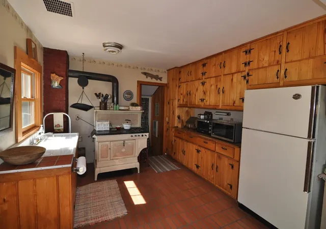 5th image of 1702 Kerr Lake Dr Nw, Hackensack, MN 56452 | MLS# 7112291
