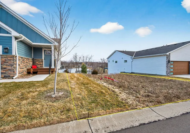 Photo 3 of Land for sale at 221 Mccarrons Pl W, Saint Paul, MN 55113 | MLS# 7112300 | Listing updated on 2026-10-08
