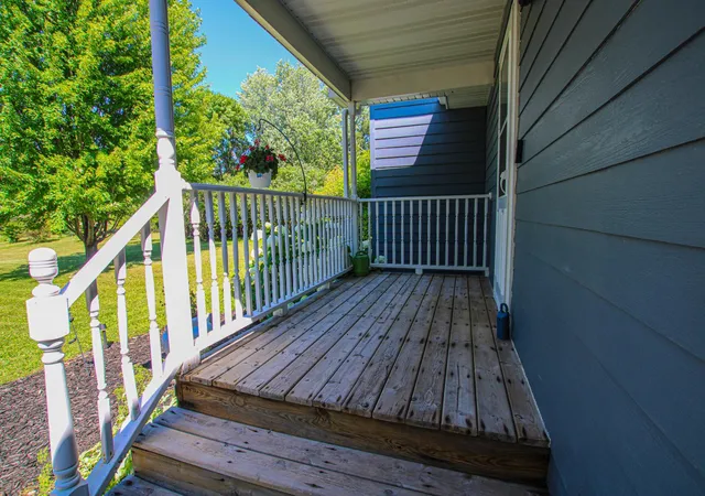Photo 3 of Single family home for sale at 1712 Cranberry Ln NE, Alexandria, MN 56308 | MLS# 7112318 | Listing updated on 2026-10-07