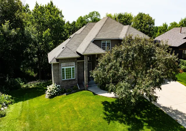 Photo 2 of Single family home for sale at 7941 S Bay Curv, Eden Prairie, MN 55347 | MLS# 7112326 | Listing updated on 2026-10-08