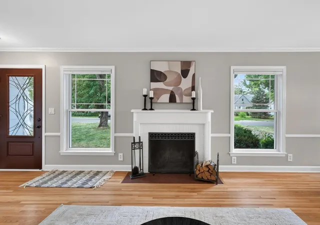 Photo 3 of Sale Pending at 3916 Brunswick Ave S, Saint Louis Park, MN 55416 | MLS# 7112345 | Listing updated on 2026-09-02