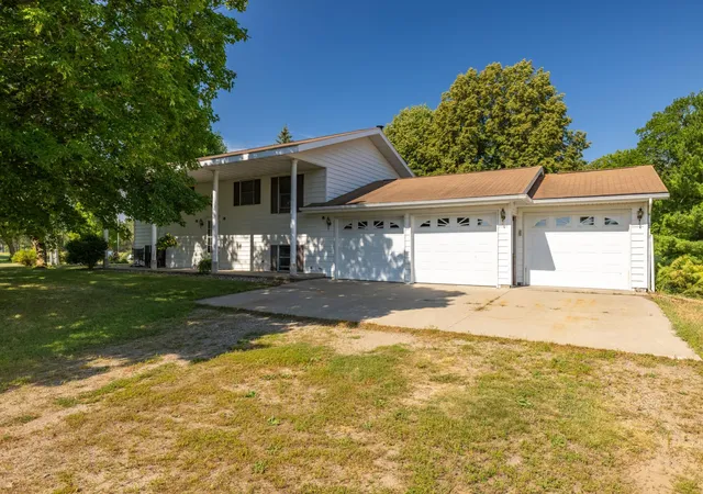 Photo 3 of Single family home for sale at 20990 110th Street, Park Rapids, MN 56470 | MLS# 7112351 | Listing updated on 2026-08-17