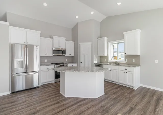 2nd image of 21202 Tippecanoe St Ne, Cedar, MN 55011 | MLS# 7112366