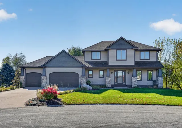Photo 2 of Single family home for sale at 1309 Deerview Ct Se, Lonsdale, MN 55046 | MLS# 7112398 | Listing updated on 2026-10-21