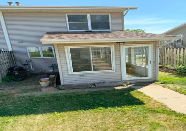 Photo 2 of Single family home for sale at 1306 S German St, New Ulm, MN 56073 | MLS# 7112409 | Listing updated on 2026-08-11