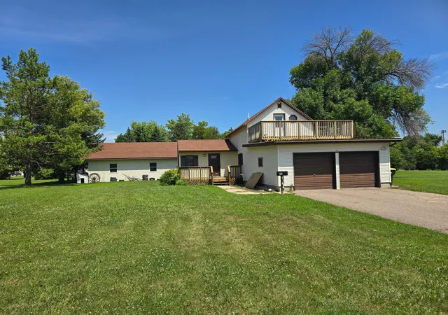 1st image of 604 E Willow Ave, Olivia, MN 56277 | MLS# 7112411