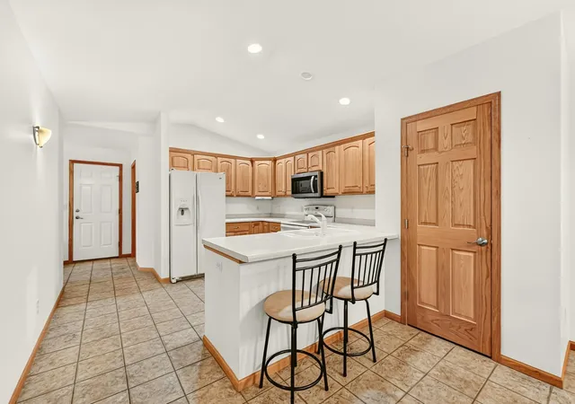 Photo 4 of Single family home for sale at 2970 Kenosha Dr NW, Rochester, MN 55901 | MLS# 7112434 | Listing updated on 2026-09-22