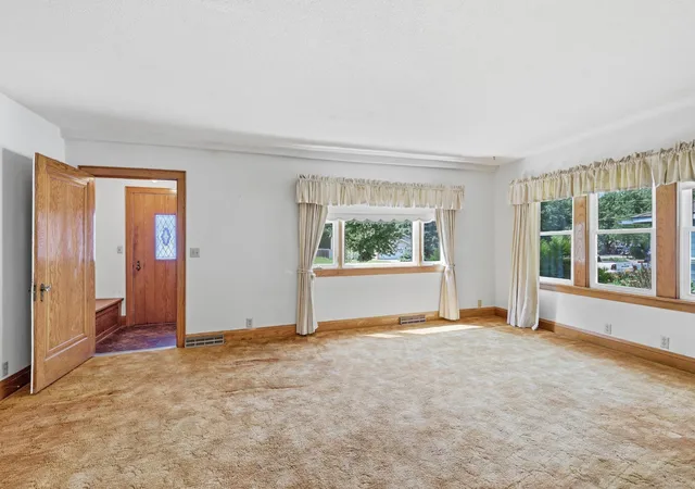 Photo 2 of Sale Pending at 503 N Elm St, Belle Plaine, MN 56011 | MLS# 7112436 | Listing updated on 2026-08-26