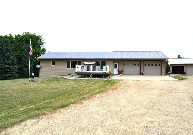 Photo 1 of Single family home for sale at 1544 Dickson Dr, Hendricks, MN 56136 | MLS# 7112447 | Listing updated on 2026-07-21