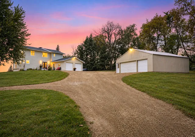 Photo 4 of Single family home for sale at 24750 Newport Ave, Prior Lake, MN 55372 | MLS# 7112462 | Listing updated on 2026-09-24