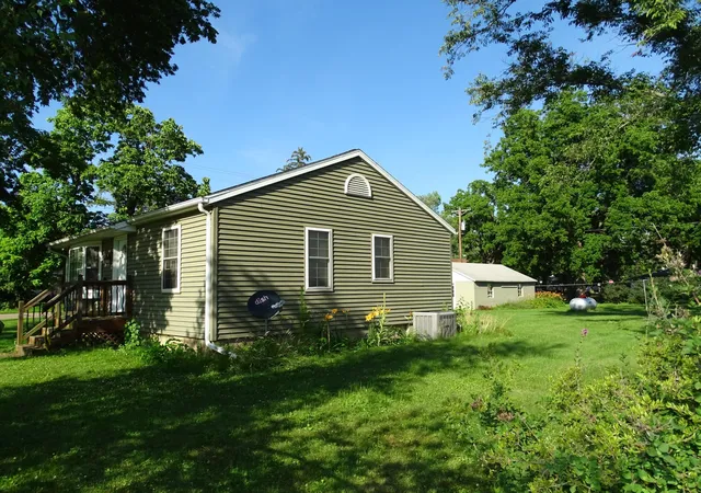 Photo 4 of Single family home for sale at 315 Cedar St, Pepin, WI 54759 | MLS# 7112507 | Listing updated on 2026-09-02