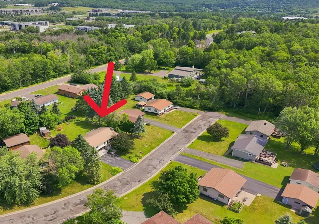 4th image of 233 Sitka St, Duluth, MN 55811 | MLS# 7112577