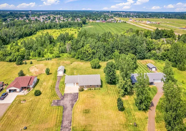 2nd image of 2507 320th Ln Ne, Cambridge, MN 55008 | MLS# 7112593