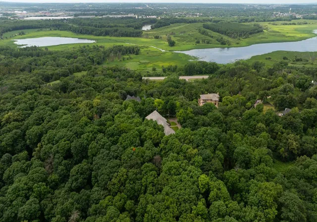 Photo 3 of Single family home for sale at 9991 Dell Rd, Eden Prairie, MN 55347 | MLS# 7112617 | Listing updated on 2026-07-31