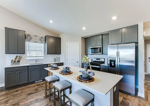 2nd image of 7665 Marquette Ave Ne, Elk River, MN 55330 | MLS# 7112642