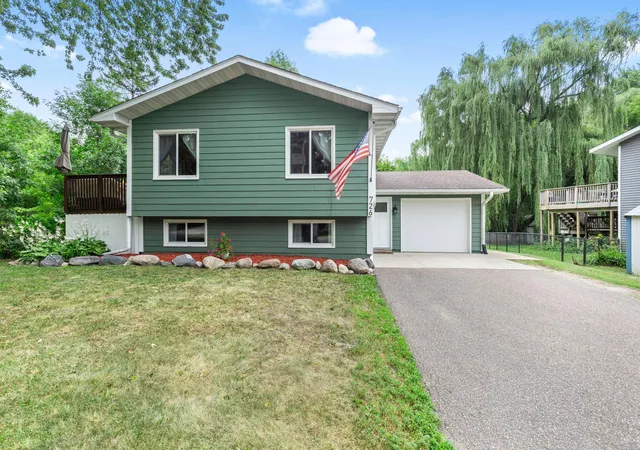 1st image of 726 Montrose Blvd, Buffalo, MN 55313 | MLS# 7112649
