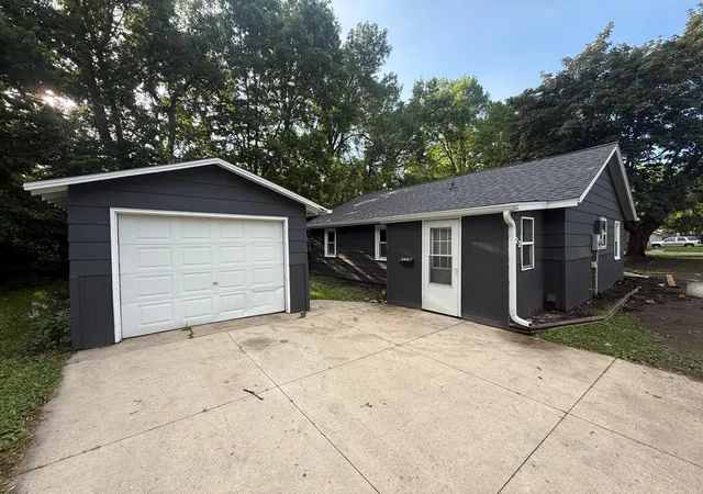Photo 1 of Sale Pending at 722 11th Street Nw, Willmar, MN 56201 | MLS# 7112670 | Listing updated on 2026-09-03