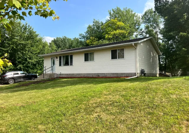 Photo 2 of Sale Pending at 2208 Darling Ave E, Alexandria, MN 56308 | MLS# 7112674 | Listing updated on 2026-09-23