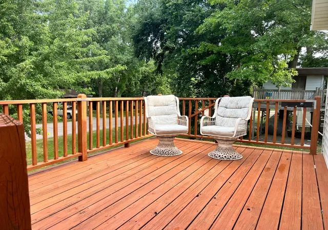Photo 3 of Sale Pending at 2208 Darling Ave E, Alexandria, MN 56308 | MLS# 7112674 | Listing updated on 2026-09-23
