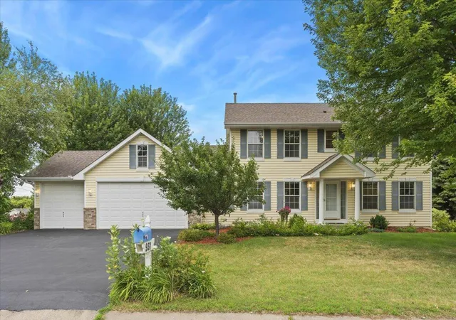 Photo 1 of Single family home for sale at 931 Sterling St S, Saint Paul, MN 55119 | MLS# 7112686 | Listing updated on 2026-08-01