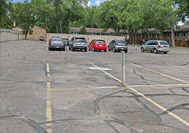 2nd image of 4600 Cedar Lake Rd S, Minneapolis, MN 55416