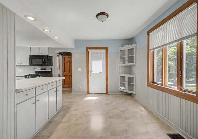 5th image of 502 Park St, Duluth, MN 55803 | MLS# 7112743