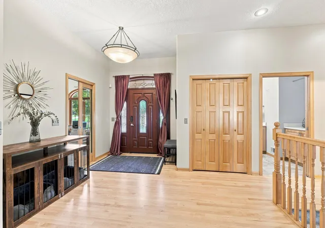 Photo 4 of Sale Pending at 1084 Parkview Ln, Victoria, MN 55386 | MLS# 7112756 | Listing updated on 2026-09-01