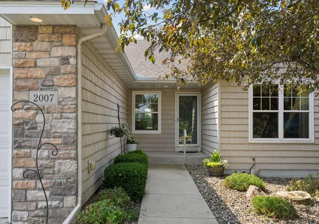 Photo 4 of Single family home for sale at 2007 14th Street NE, Faribault, MN 55021 | MLS# 7112760 | Listing updated on 2026-08-29