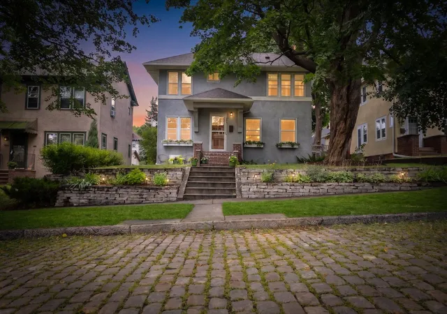 2nd image of 899 Osceola Ave, Saint Paul, MN 55105 | MLS# 7112765